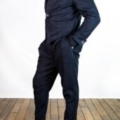 Abito Cropped Sartoriale in Alcantara Nera | Juri Carissimi