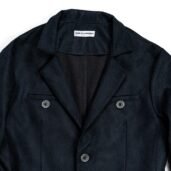 Rever classico Giacca Cropped Sartoriale in Alcantara nera | Juri Carissimi