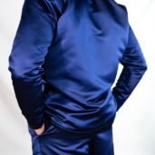 juri-carissimi-abito-rever-raso-blu-schiena