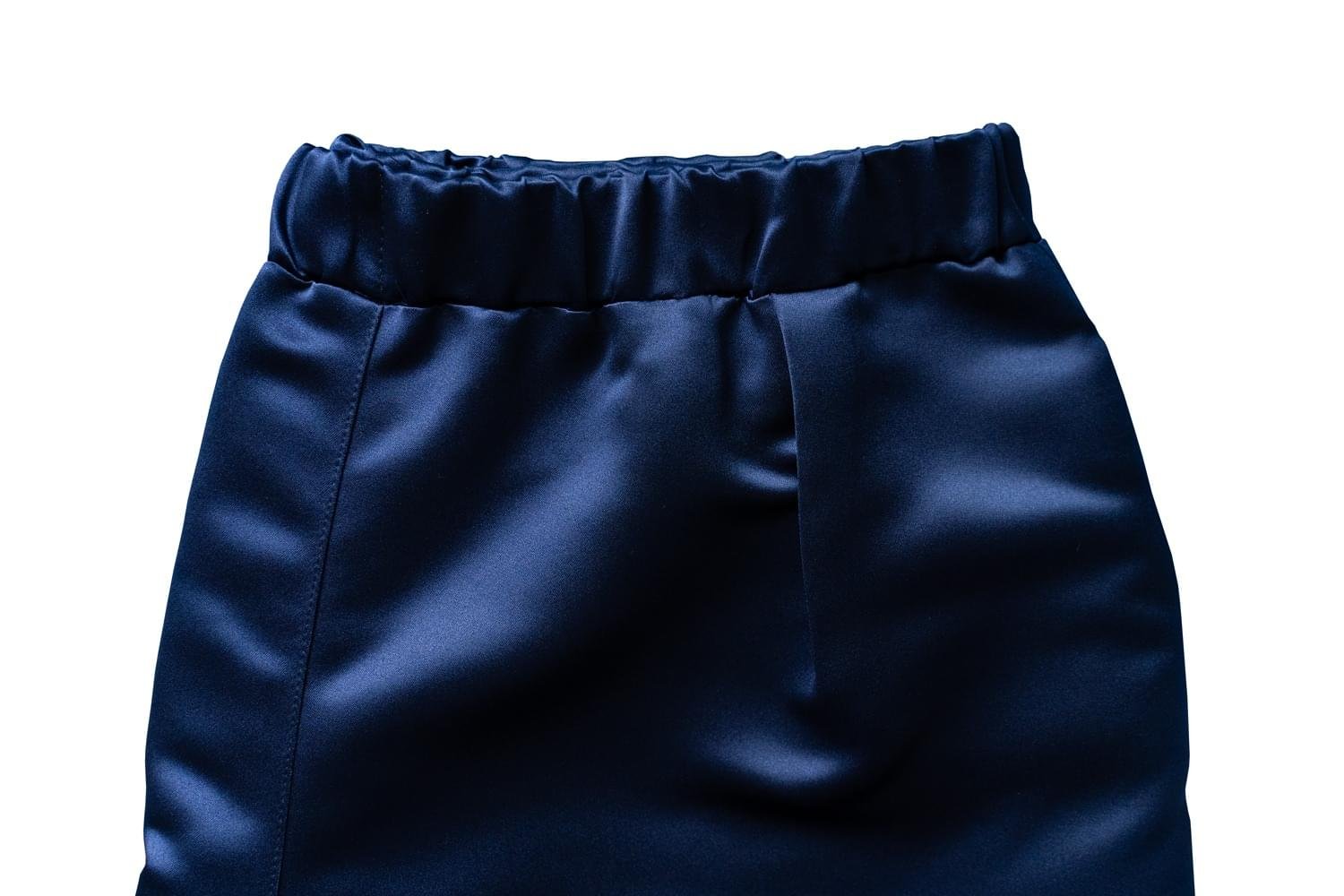 juri-carissimi-elastico-pantalone-abito-rever-raso-blu juri-carissimi-elastico-pantalone-abito-rever-raso-blu