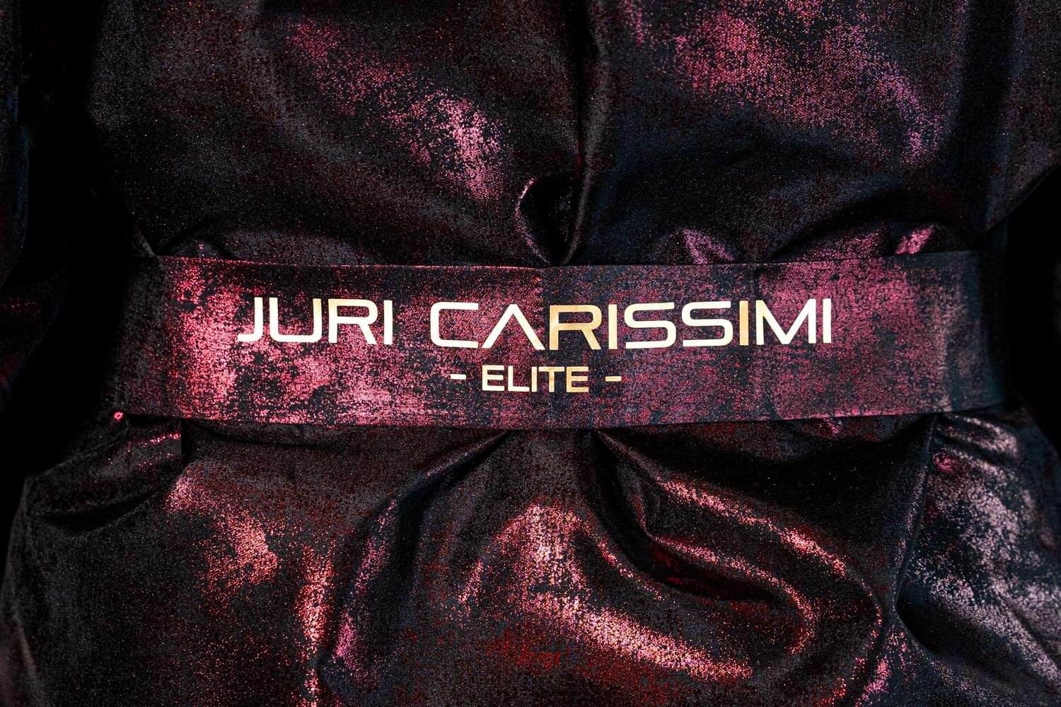 juri-carissimi-kimono-night-burn-unisex-scritta-cintura juri-carissimi-kimono-night-burn-unisex-scritta-cintura